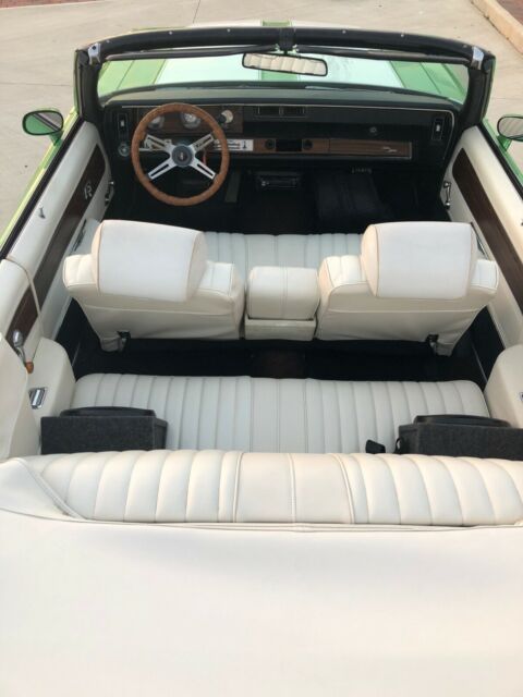Oldsmobile Cutlass 1972 image number 10