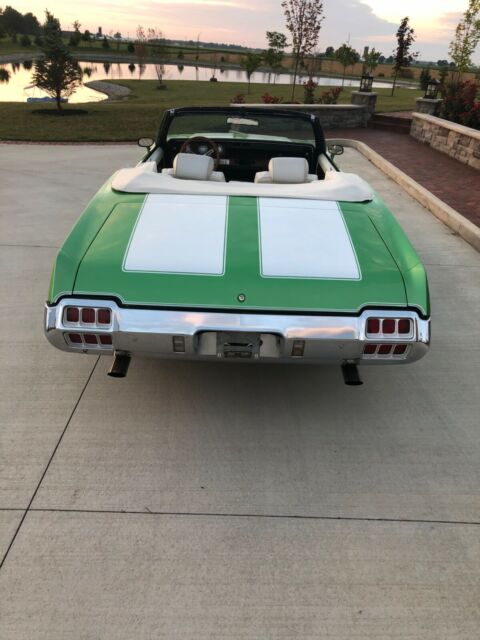 Oldsmobile Cutlass 1972 image number 15