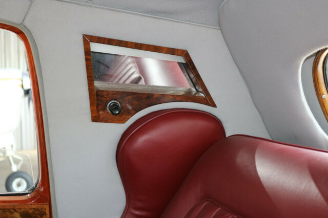 Rolls-Royce Silver Dawn 1954 image number 16