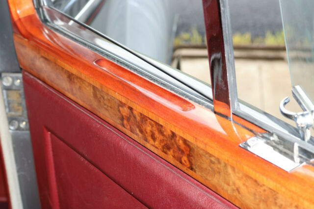 Rolls-Royce Silver Dawn 1954 image number 30