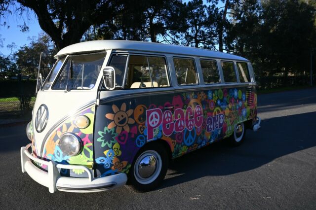 Volkswagen Bus/Vanagon 1965 image number 15