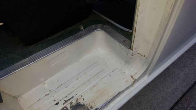 Ford E-Series Van 1971 image number 4