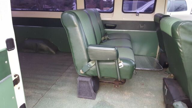 Ford E-Series Van 1971 image number 6