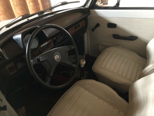 Volkswagen Beetle - Classic 1979 image number 16