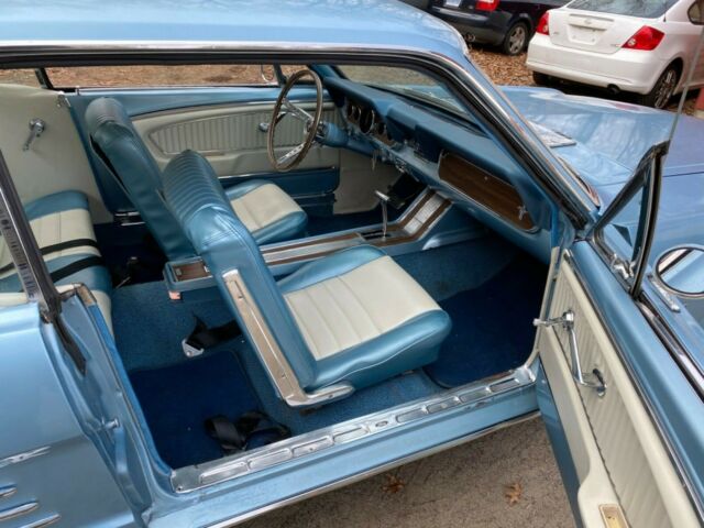 Ford Mustang 1966 image number 10