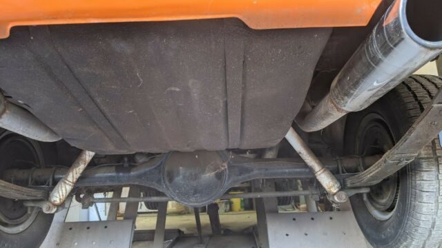 Plymouth Road Runner 1972 image number 39