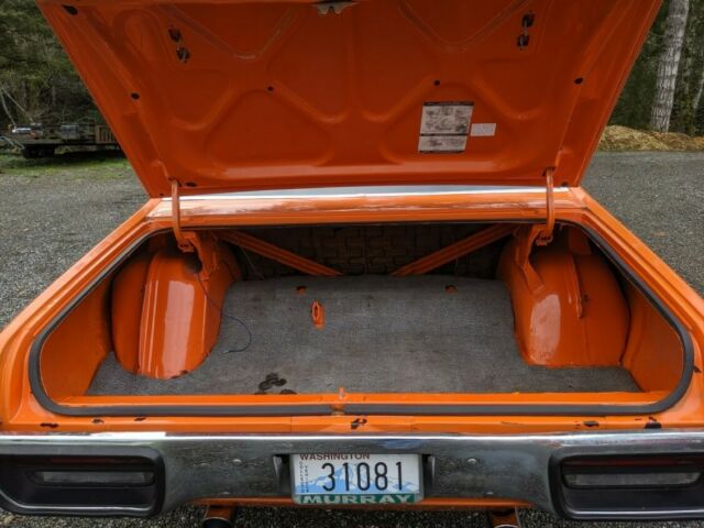 Plymouth Road Runner 1972 image number 42