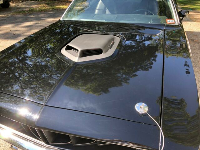 Plymouth Barracuda 1971 image number 3