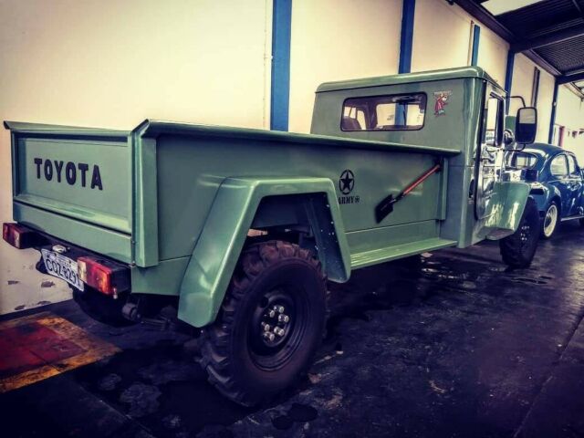 Toyota Land Cruiser 1964 image number 16