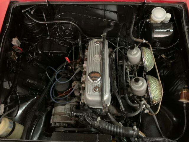 MG MGB 1970 image number 12