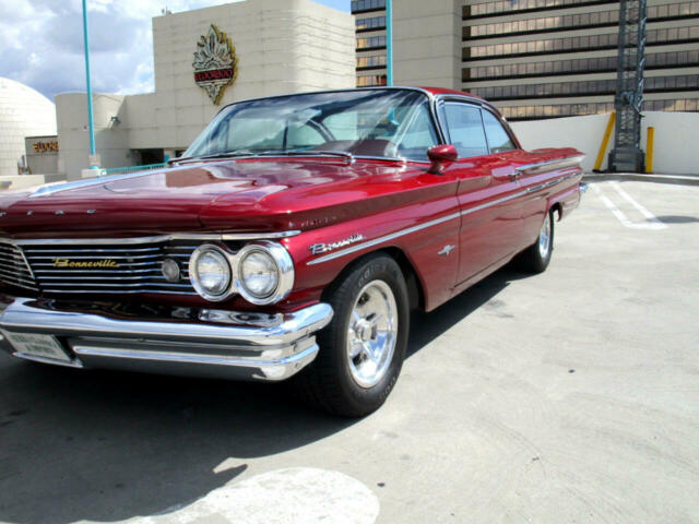 Pontiac Bonneville 1960 image number 20