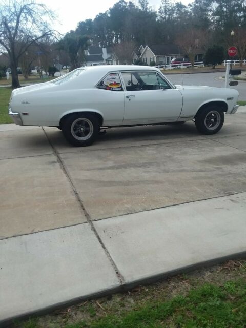 Chevrolet Nova 1968 image number 13