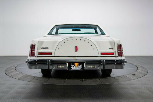 Lincoln Continental 1977 image number 46