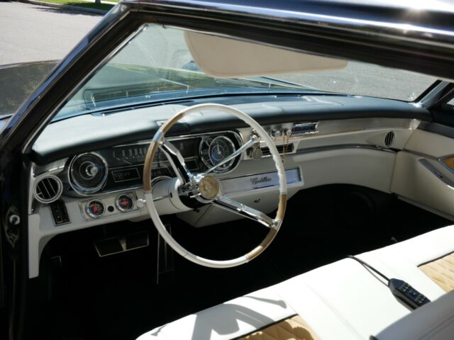 Cadillac DeVille 1965 image number 14