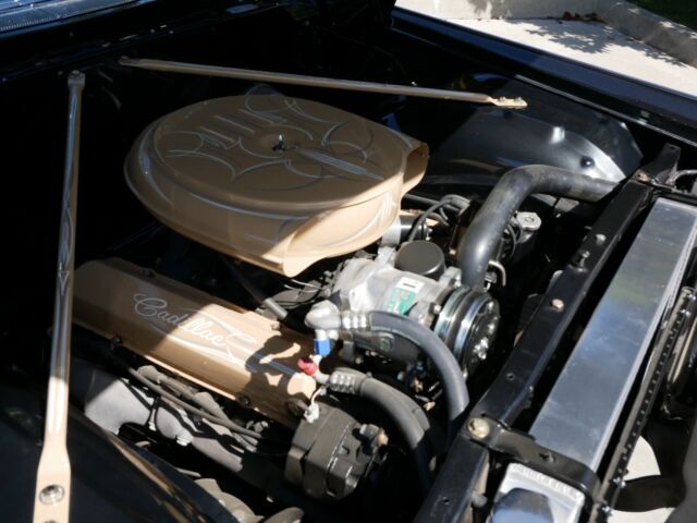 Cadillac DeVille 1965 image number 29