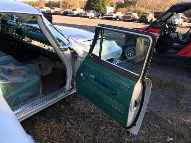 Dodge Polara 1961 image number 30