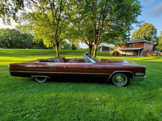 Cadillac DeVille 1966 image number 14