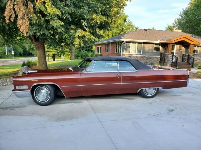 Cadillac DeVille 1966 image number 24
