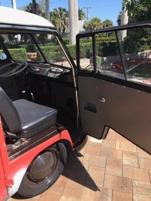 Volkswagen Bus/Vanagon 1959 image number 8