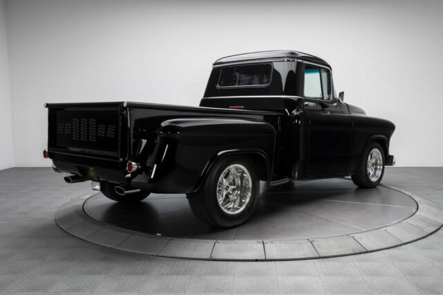 Chevrolet 3100 Pickup 1957 image number 1