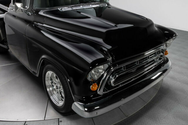 Chevrolet 3100 Pickup 1957 image number 29