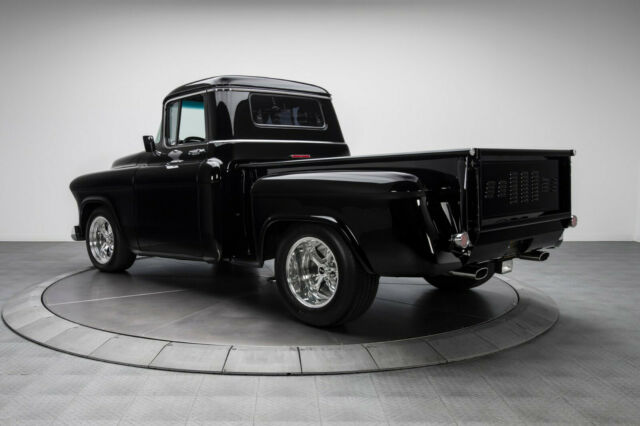 Chevrolet 3100 Pickup 1957 image number 3