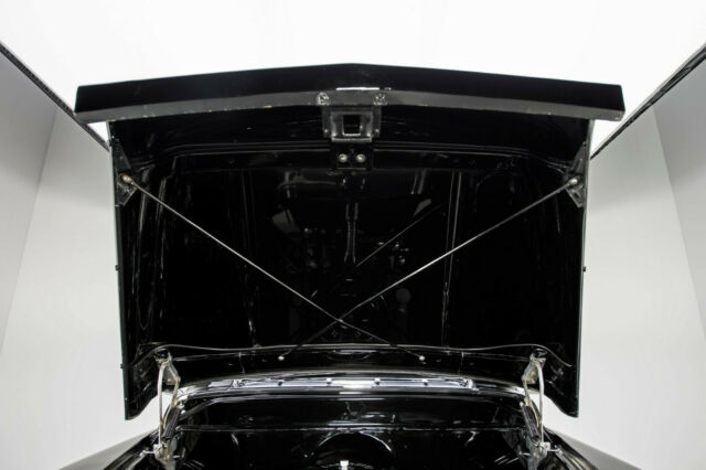 Chevrolet 3100 Pickup 1957 image number 32