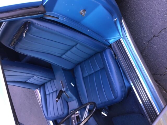 Chevrolet Corvette 1971 image number 0