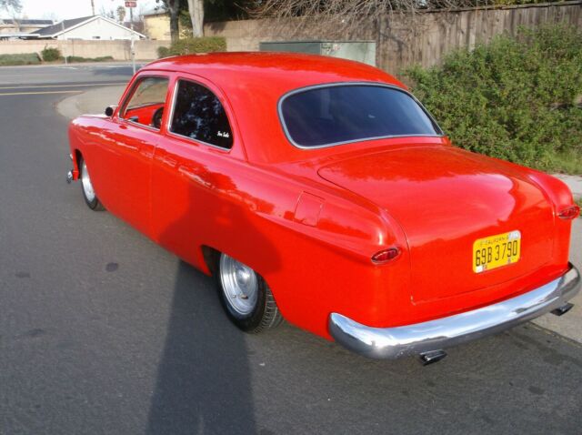 Ford Deluxe 1950 image number 20