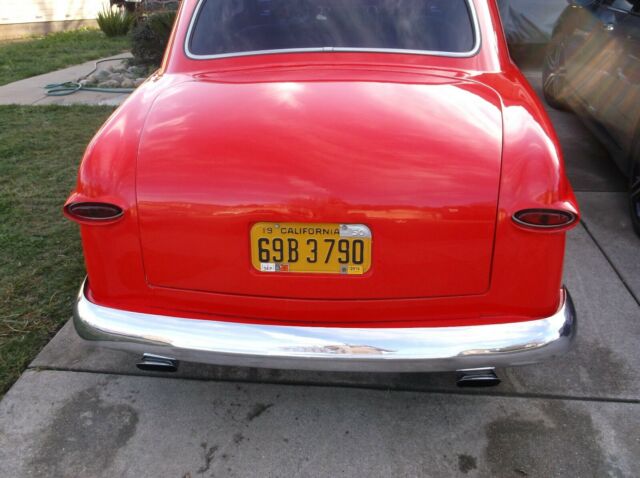 Ford Deluxe 1950 image number 6