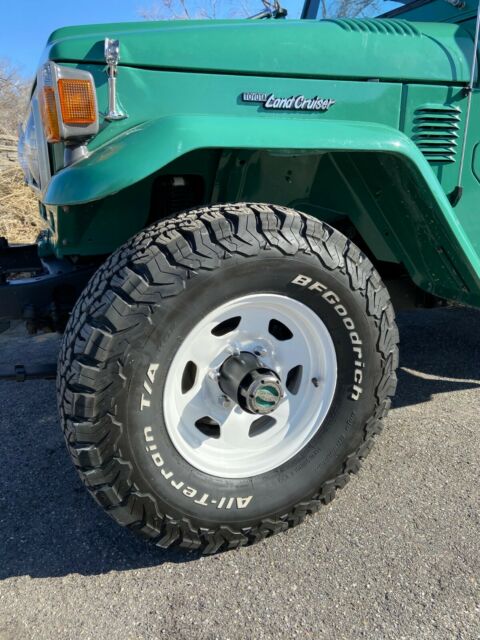 Toyota Land Cruiser 1977 image number 42