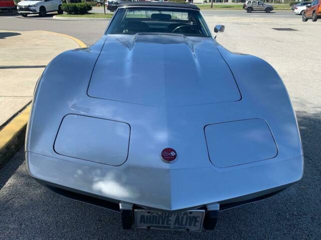 Chevrolet Corvette 1975 image number 1