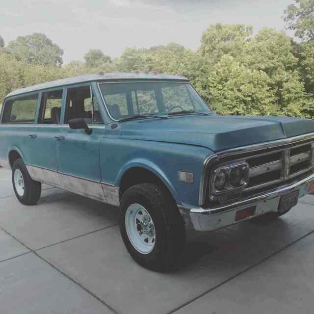 GMC Suburban 1972 image number 12