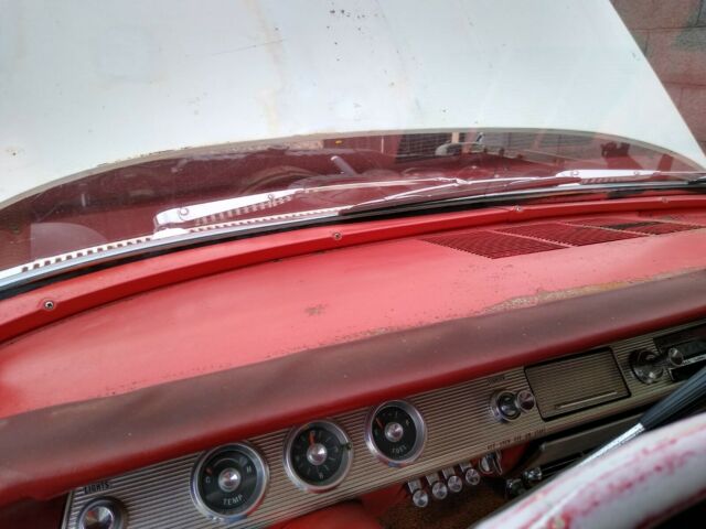 Chevrolet Impala 1961 image number 9