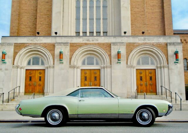 Buick Riviera 1969 image number 28