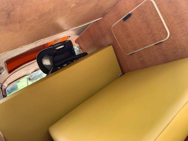 Volkswagen Bus/Vanagon 1971 image number 16
