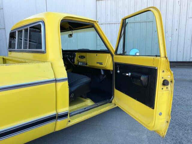 Chevrolet C-10 1969 image number 10