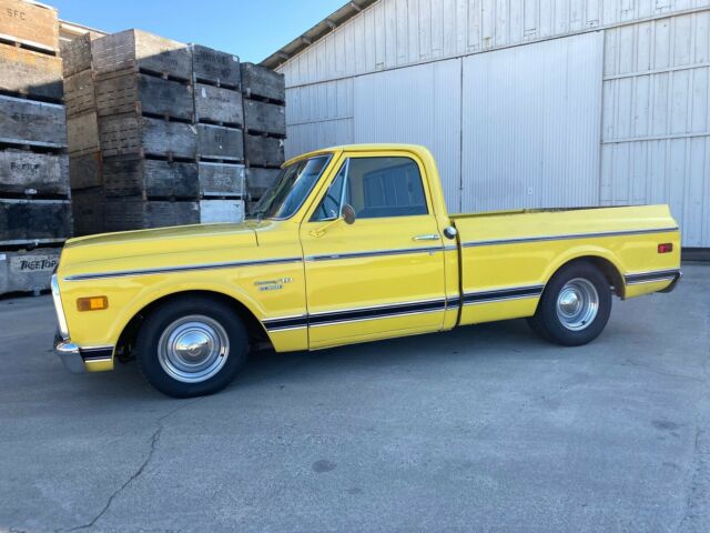 Chevrolet C-10 1969 image number 2