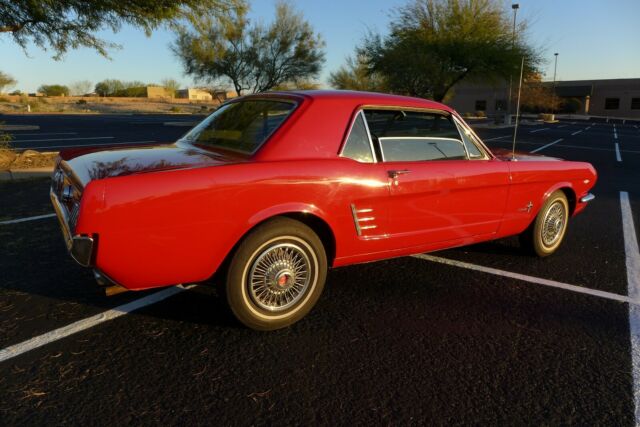 Ford Mustang 1966 image number 11