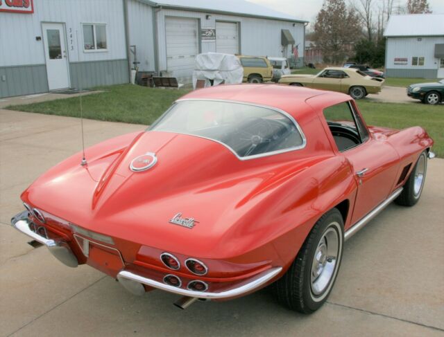 Chevrolet Corvette 1967 image number 29