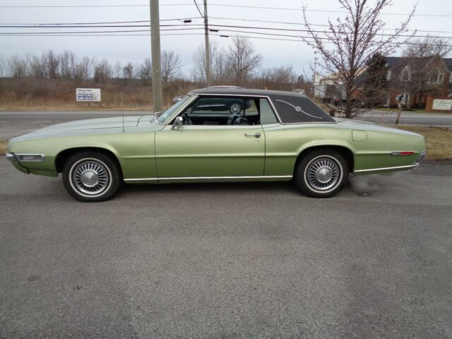 Ford Thunderbird 1968 image number 21