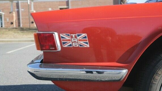 Triumph TR-6 1973 image number 8