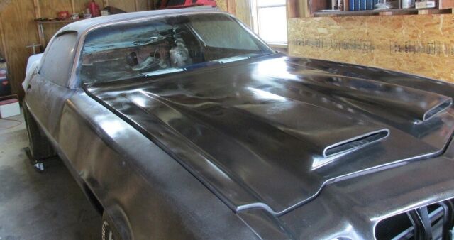 Chevrolet Camaro 1977 image number 24