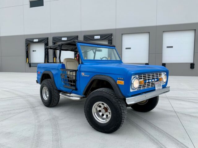 Ford Bronco 1971 image number 15