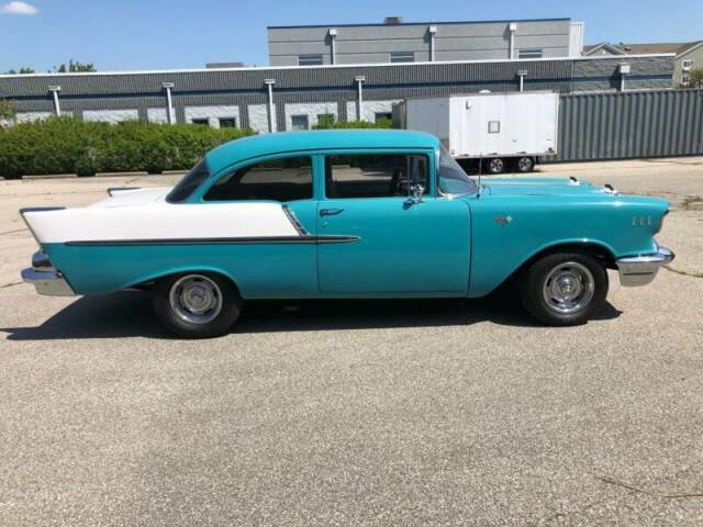 Chevrolet Bel Air/150/210 1957 image number 32