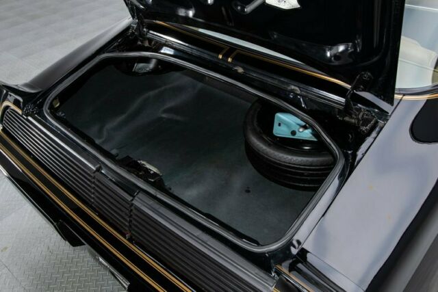 Pontiac Firebird 1979 image number 4