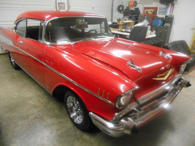 Chevrolet Bel Air/150/210 1957 image number 12