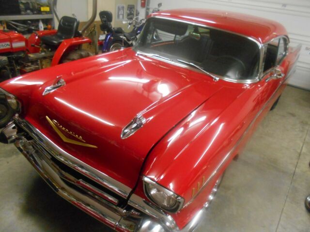 Chevrolet Bel Air/150/210 1957 image number 32