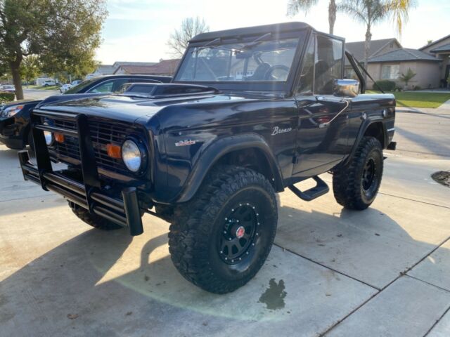 Ford Bronco 1969 image number 9