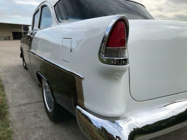 Chevrolet Bel Air/150/210 1955 image number 26